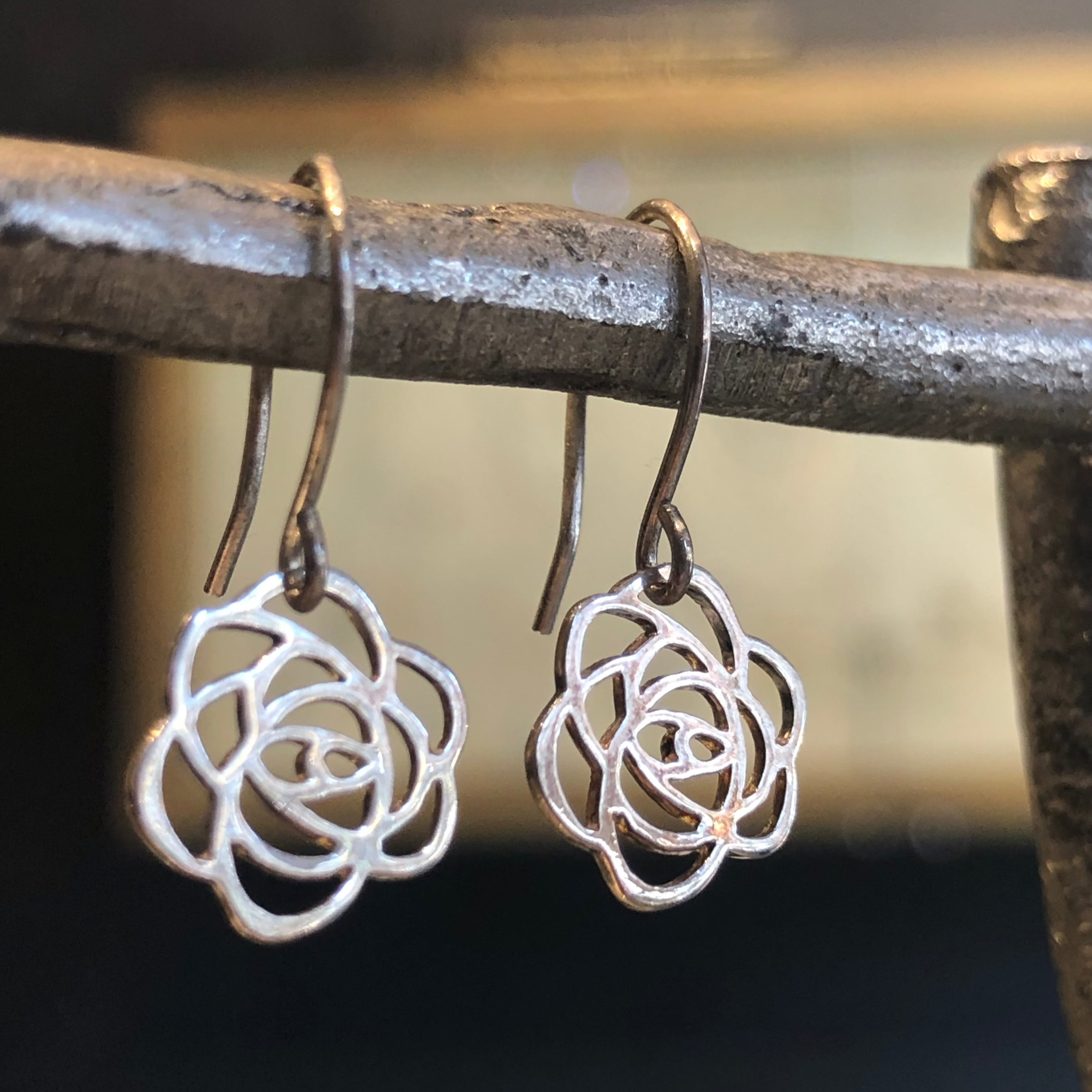 Rose Cutout Earrings