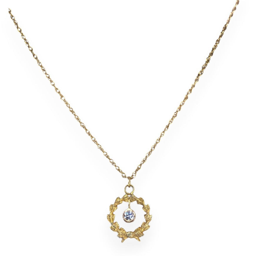 Antique Wreath Necklace