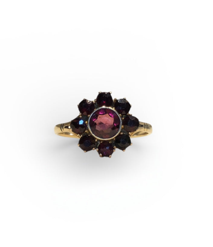Antique 9k Garnet Cluster Ring
