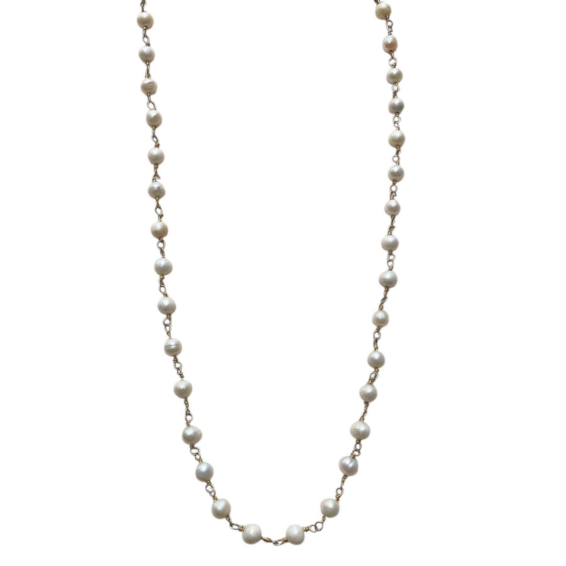 Small Pearl and Chain Necklace