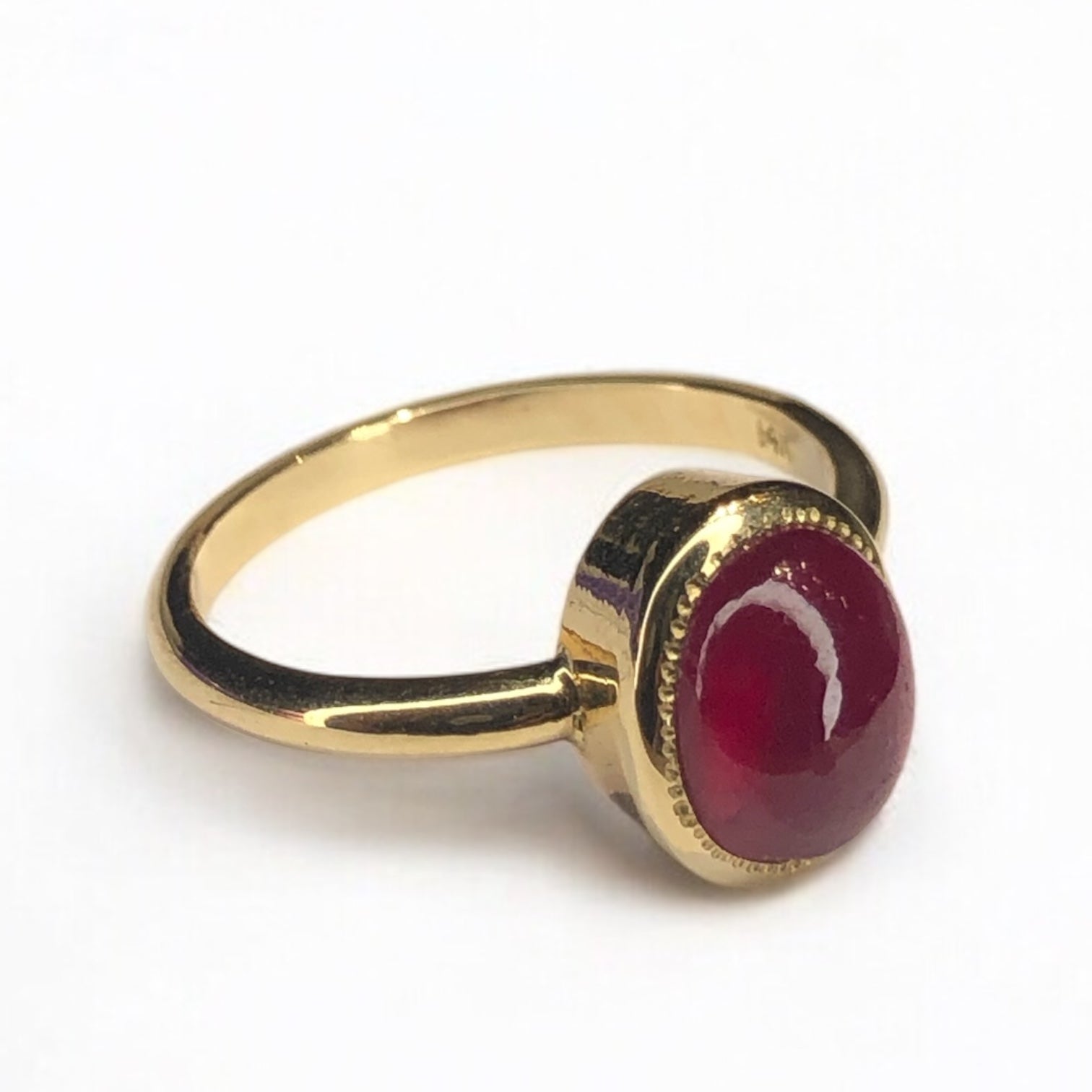 14k Yellow Gold Ruby Cabochon
