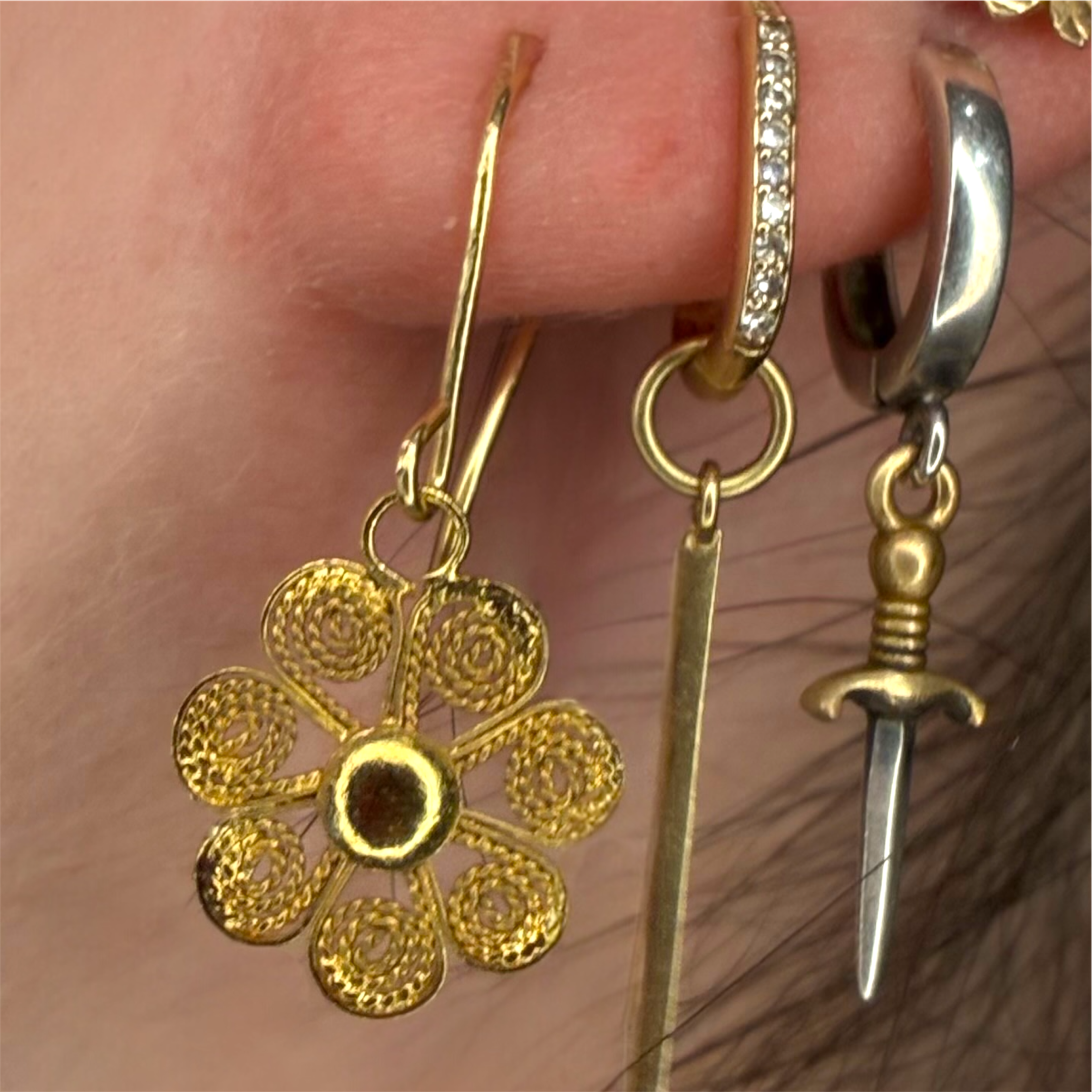 Vintage Cannetille Flower Earrings