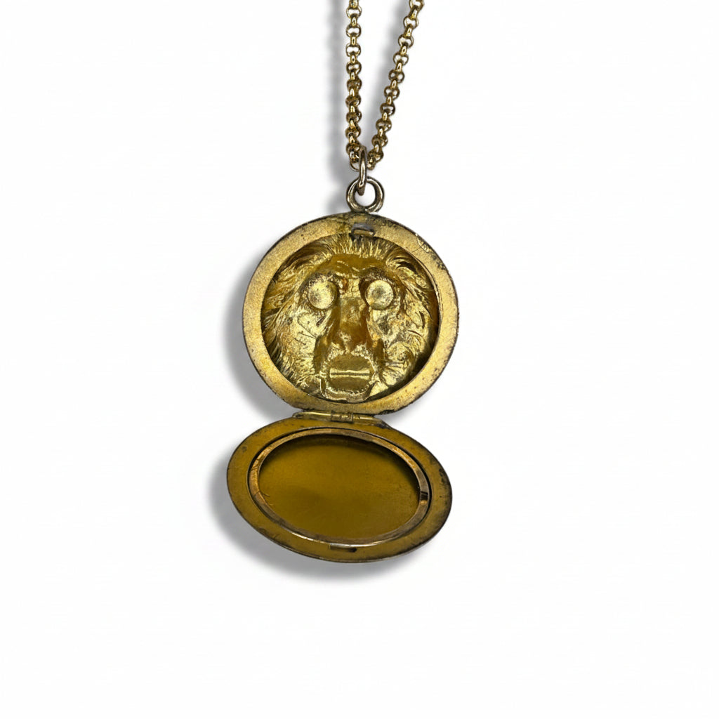 antique locket, gold fill locket, lion locket, antique lion locket, lion locket with crystals, lion locket with paste crystals, vintage locket, rolo-chain