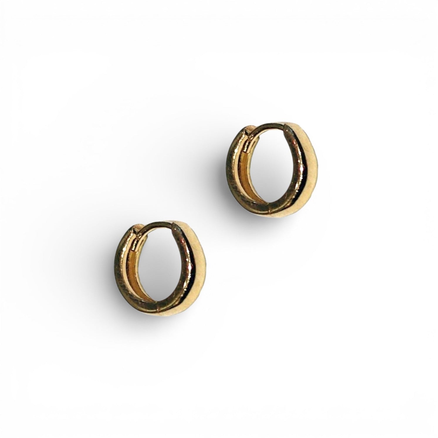 14k Huggie Hoop Earrings