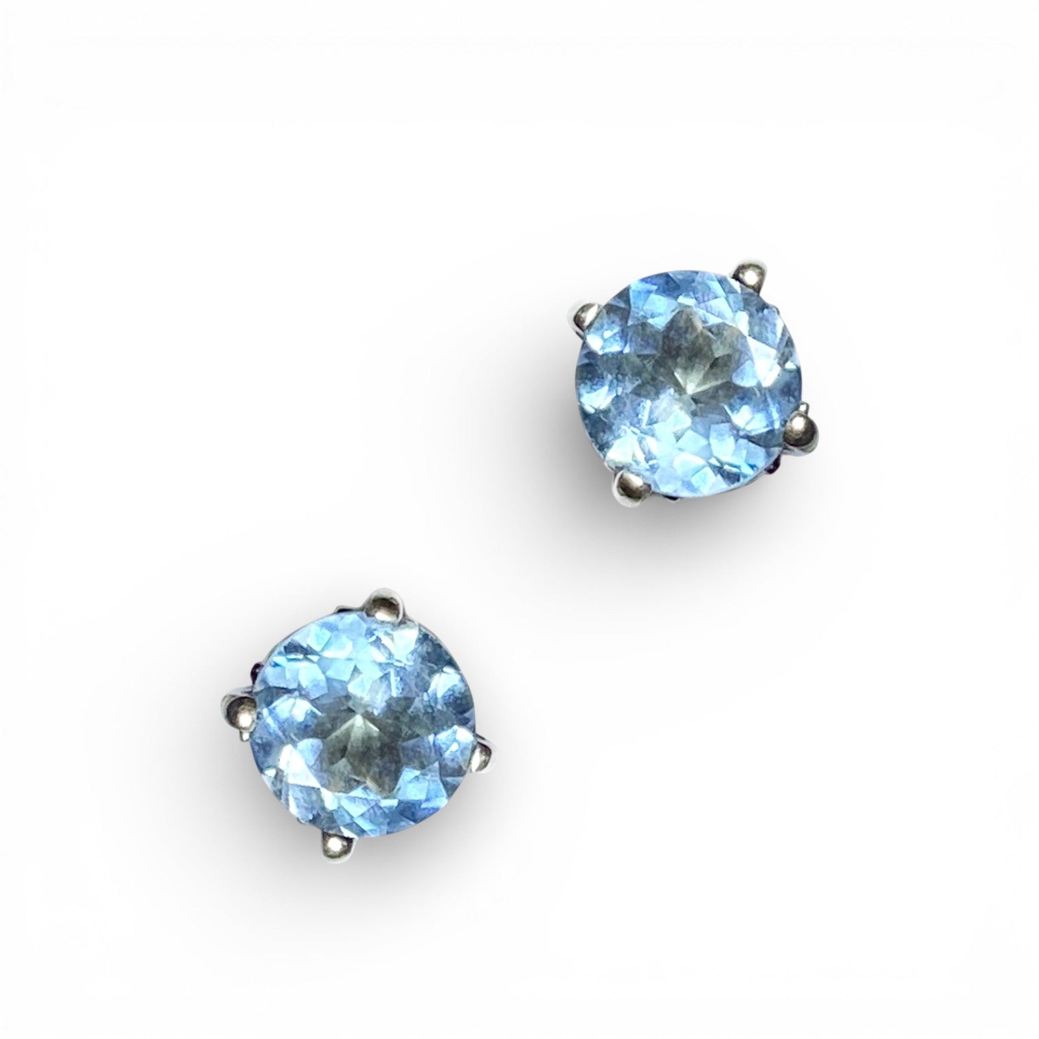 14k Yellow Gold Aquamarine Stud Earrings