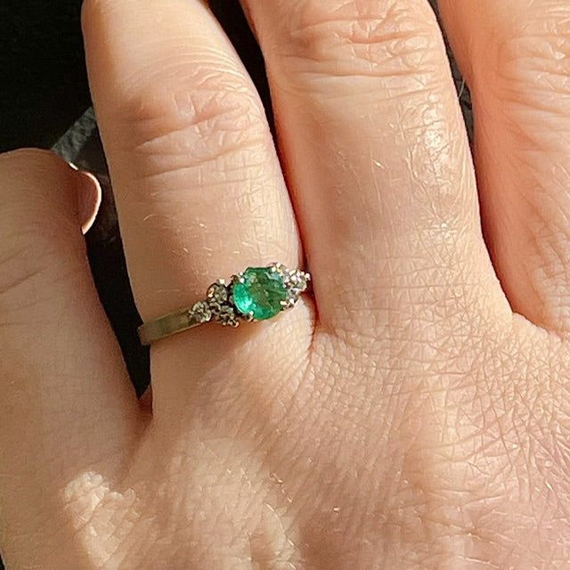 The Flora Engagement Ring w. Emerald