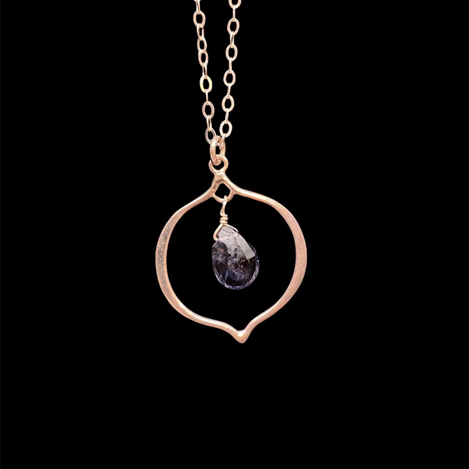 Petal w. Briolette Necklace