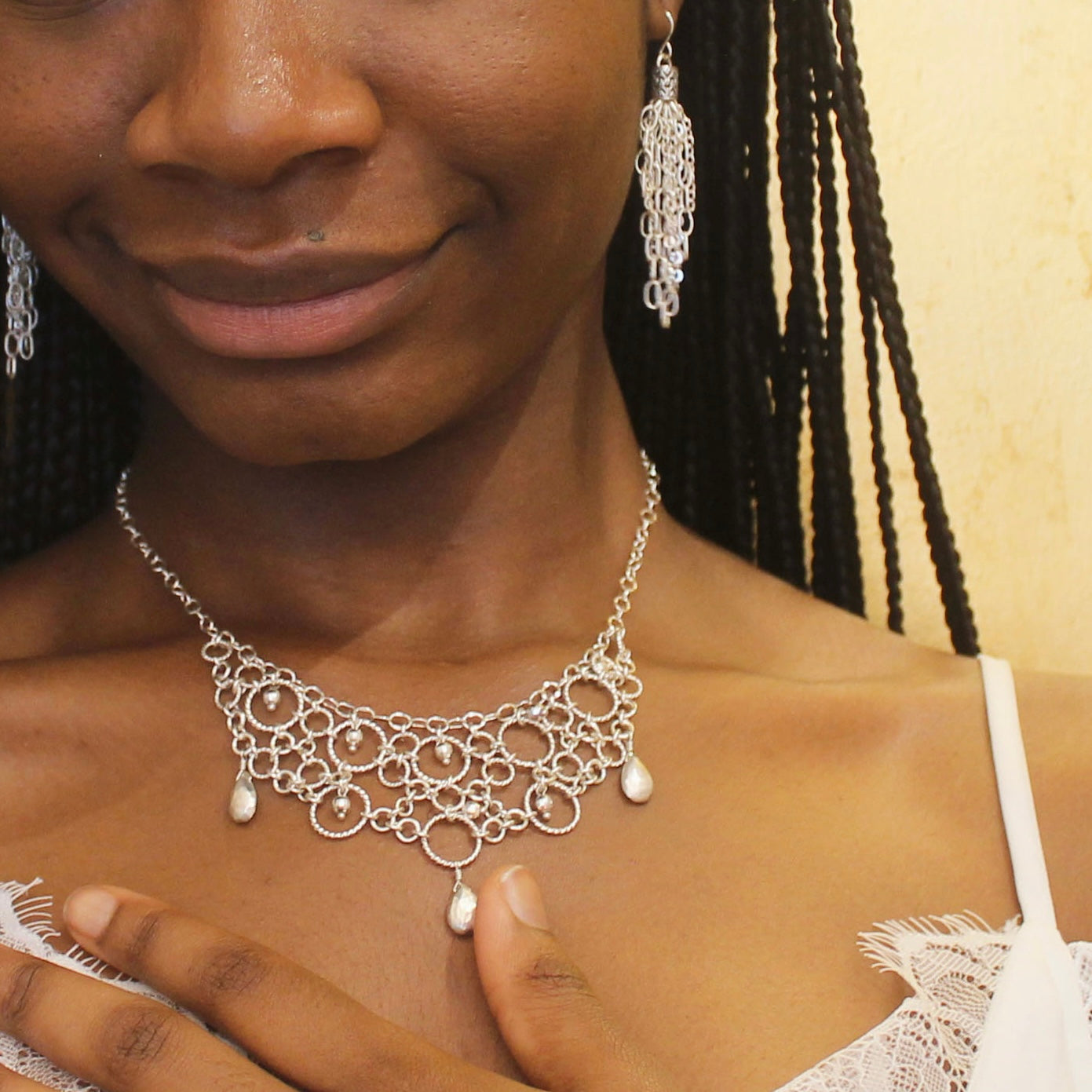 The Manhattan Necklace