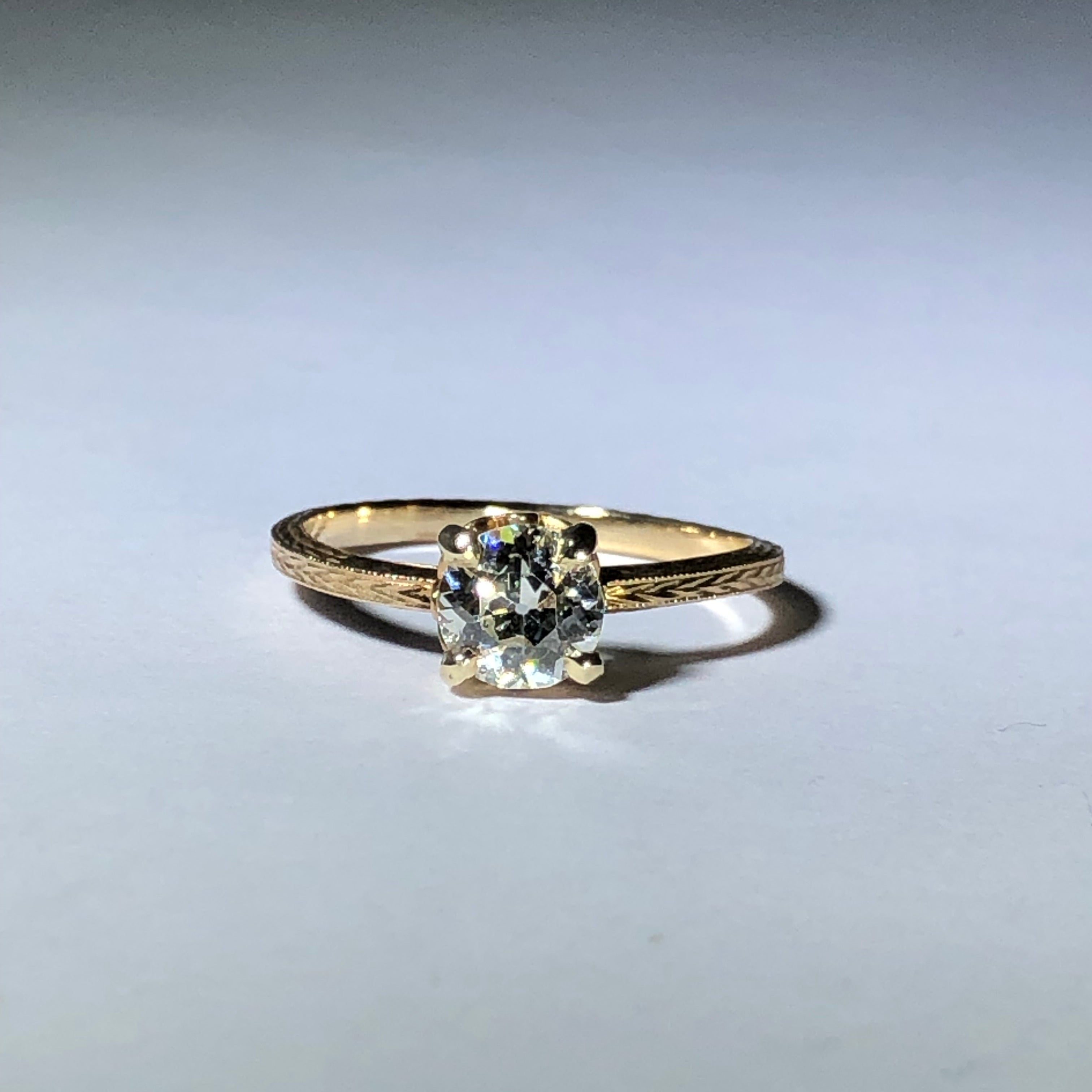 The Yellow Gold Wheat Solitaire