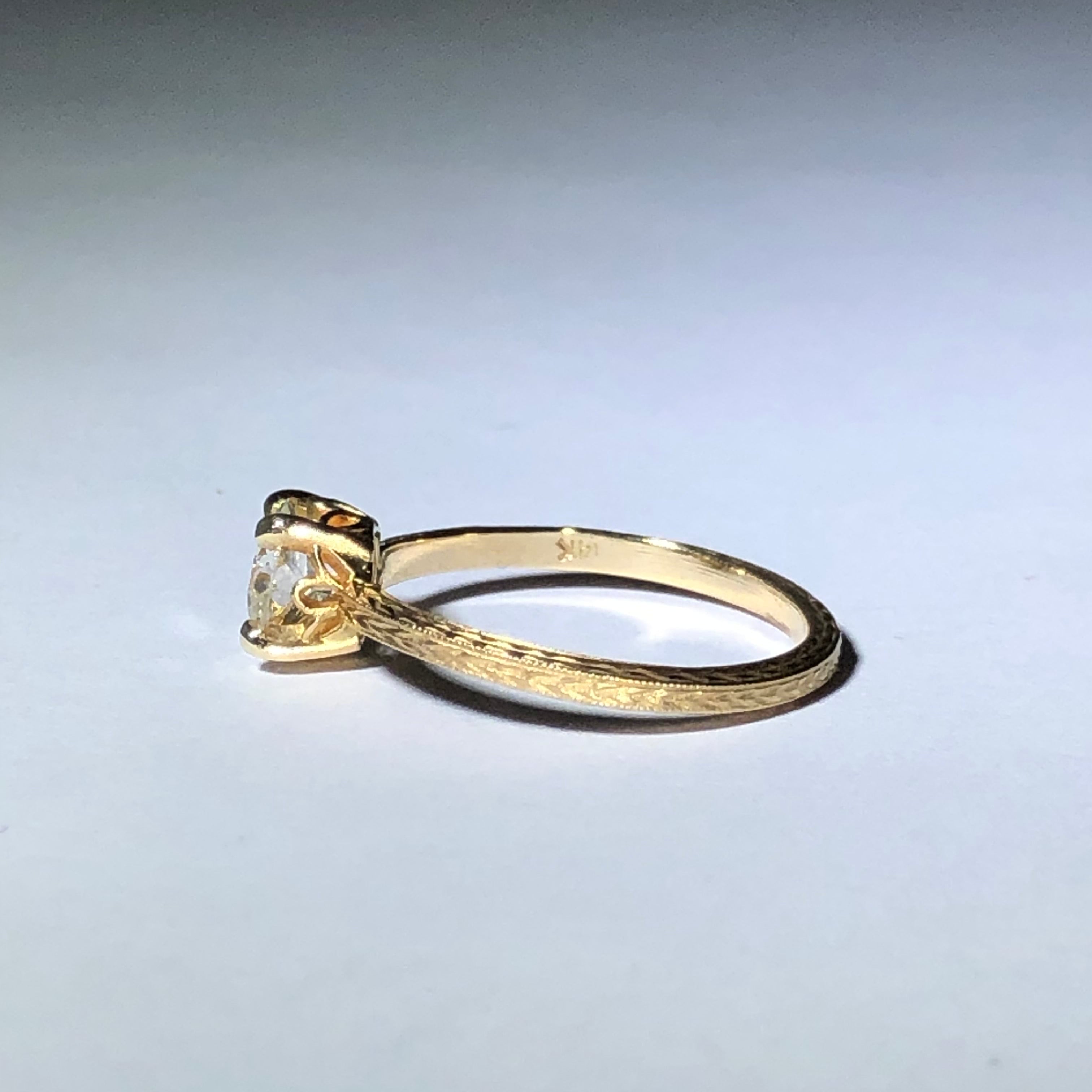 The Yellow Gold Wheat Solitaire