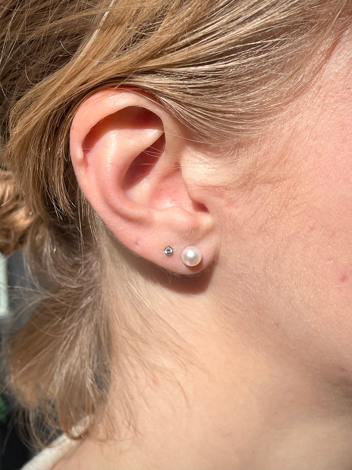 14k Pearl Stud Earrings