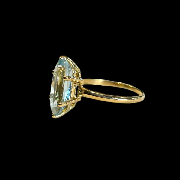 Art Deco 18k Gold Aquamarine Ring