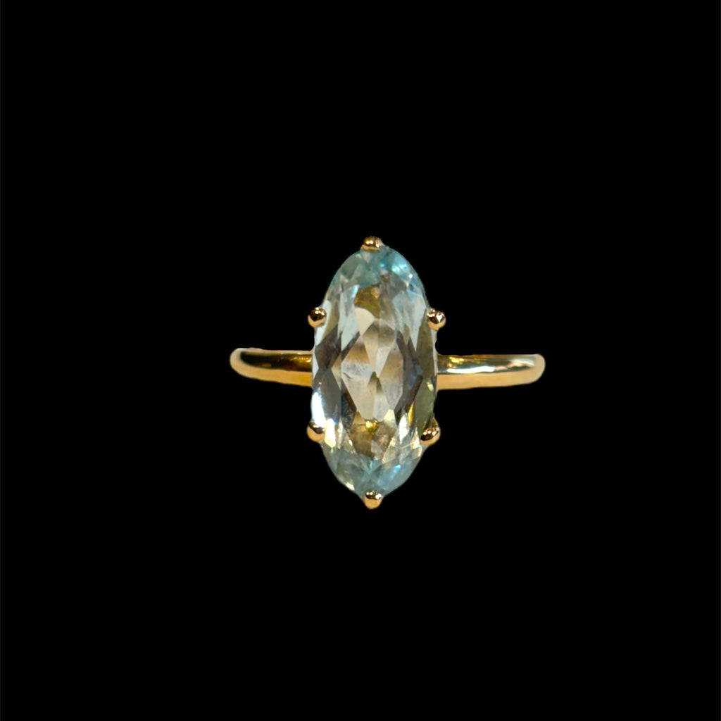Art Deco 18k Gold Aquamarine Ring