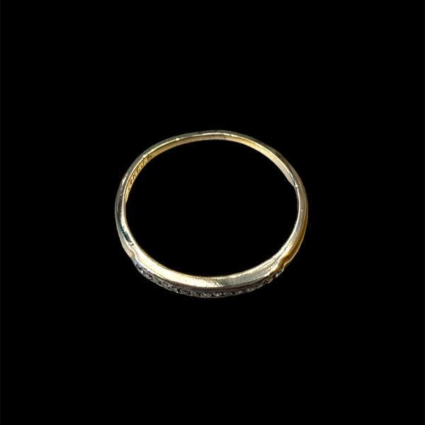14k Antique Channel-Set Diamond Wedding Ring