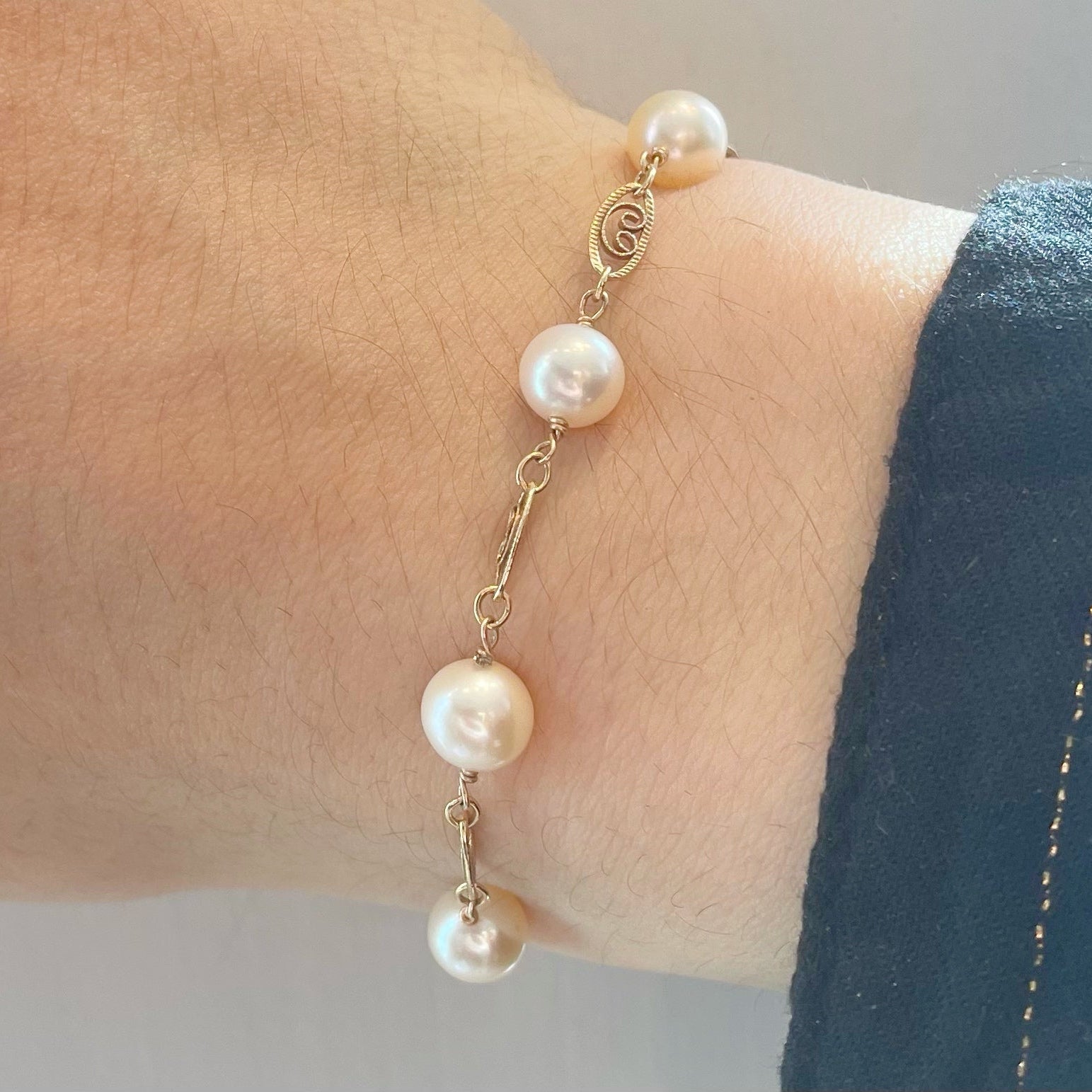 rebekah brooks, rebekah brooks jewelry, jewelry, bracelet, pearl jewelry, pearl bracelet, pearl and gold, pearl and gold bracelet, jewelry near me, northampton, cambridge 
