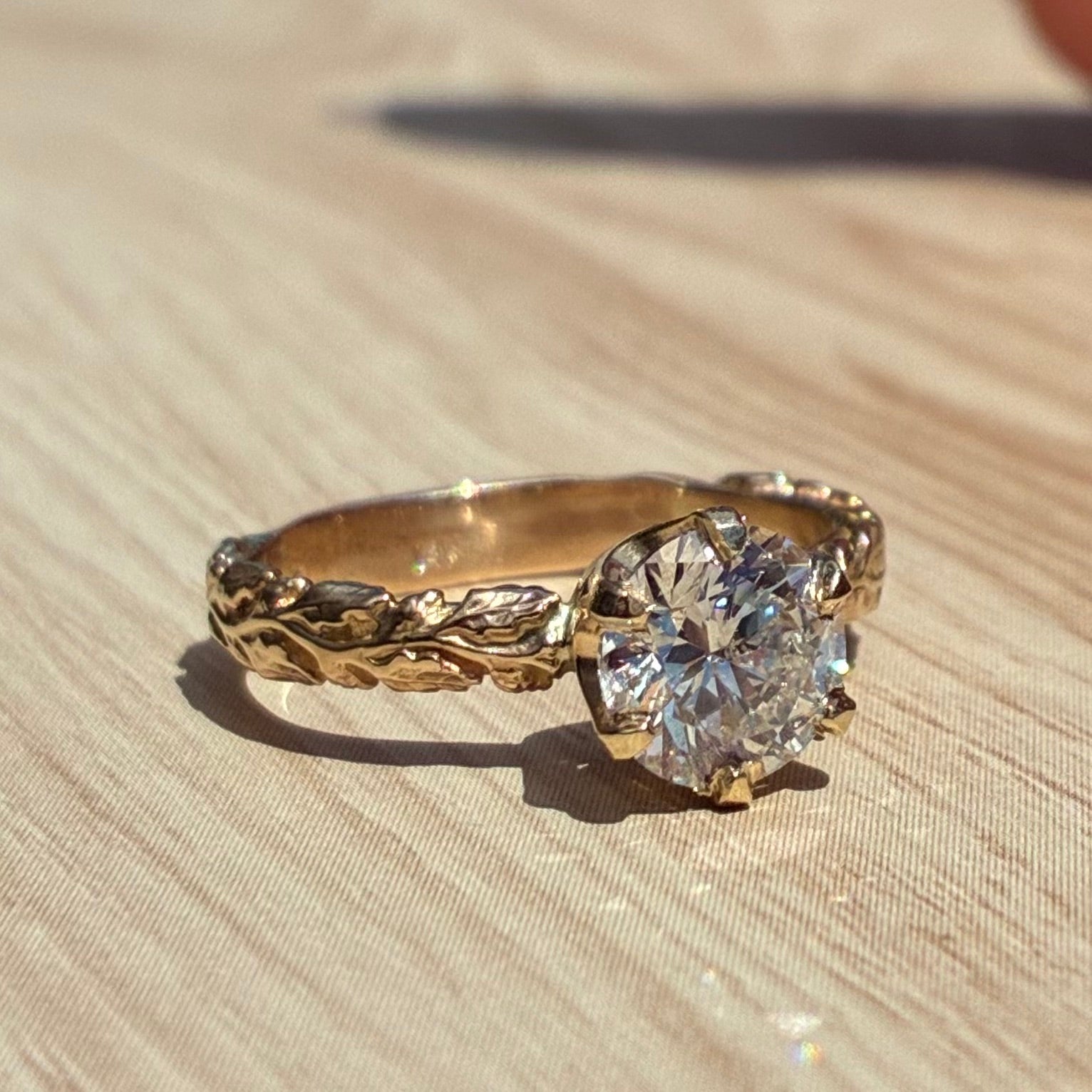 Old Euro Victorian Vine Solitaire