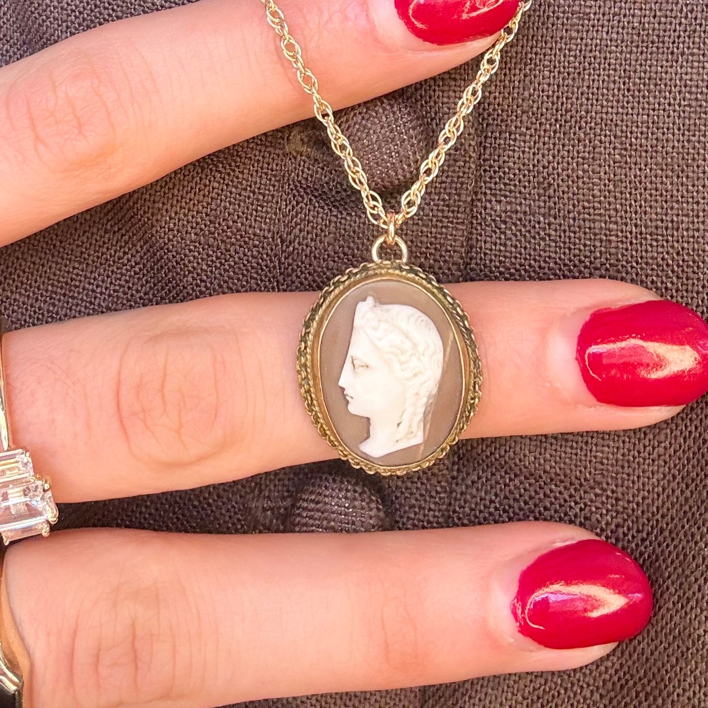 Antique Victorian Cameo