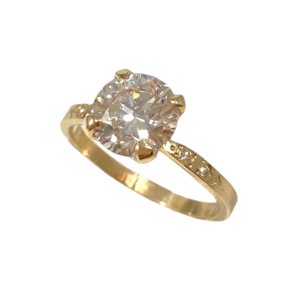 The Celestial Solitaire Engagement Ring w. 2ct Lab Diamond