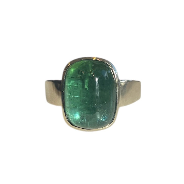 jewelry, fine jewelry, ring, 14K yellow gold, gold, bezel, bezel setting, green tourmaline, tourmaline, cabochon
