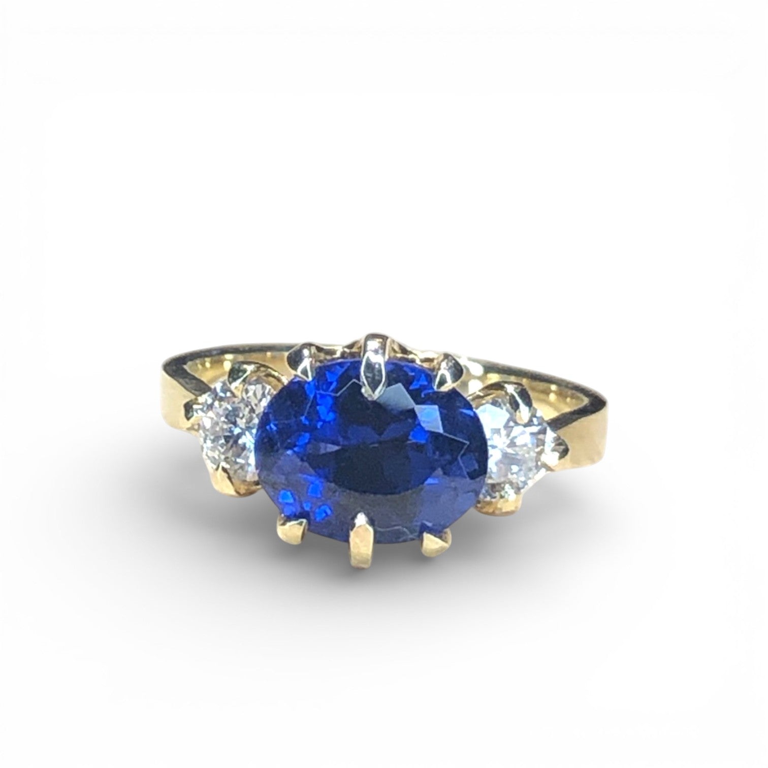 14k Yellow Gold East West Oval Sapphire Trio