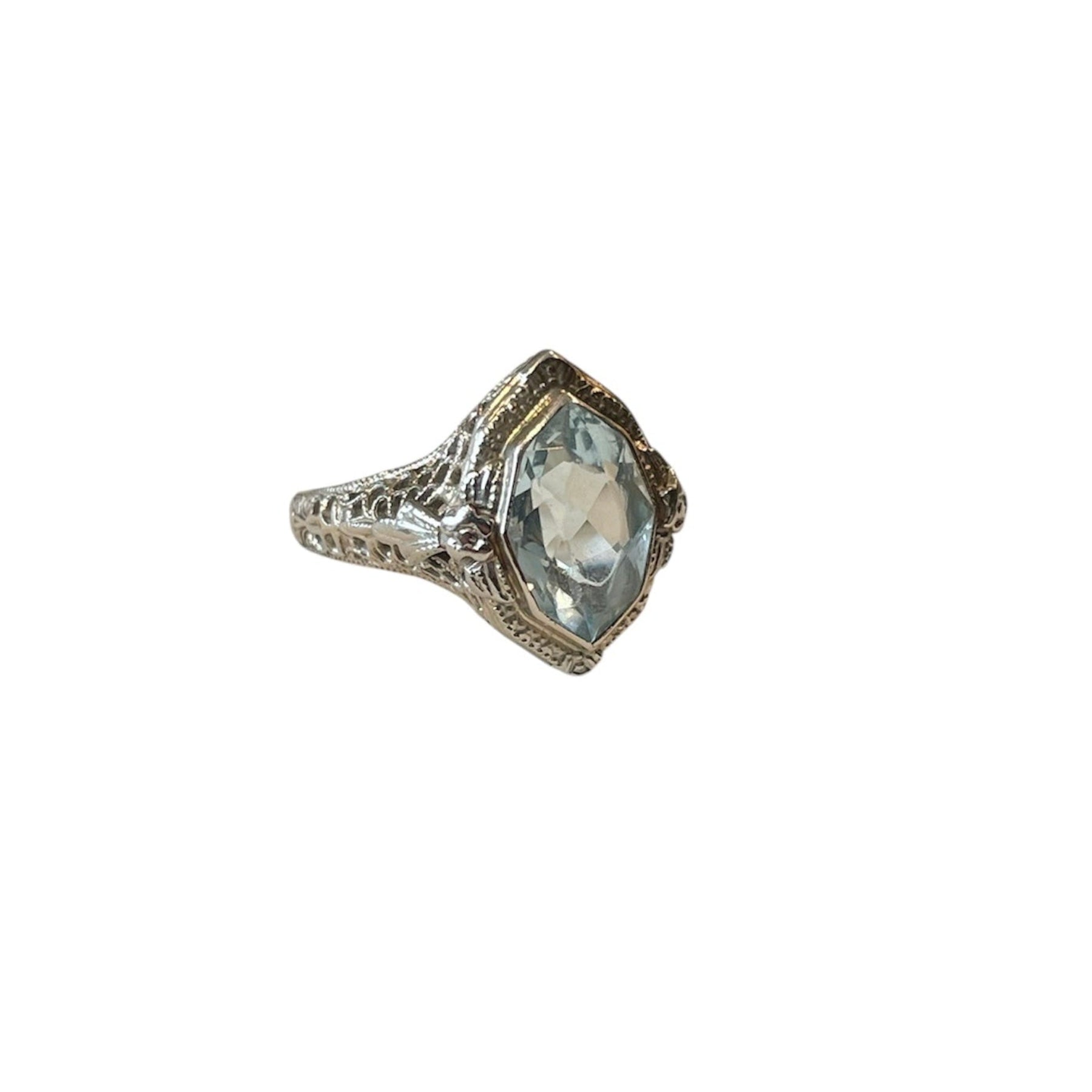 Antique Aquamarine Art Deco Ring