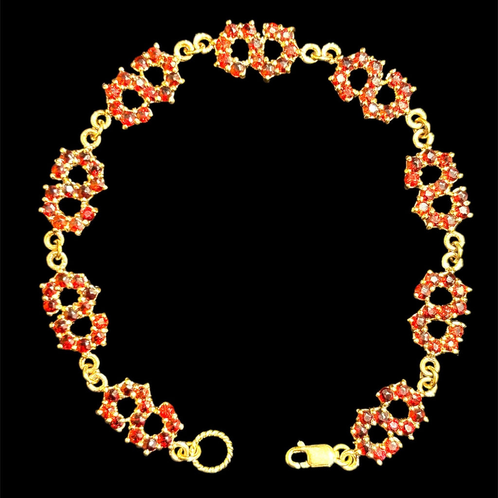 Vintage Infinity Loop Pyrope Garnet Bracelet