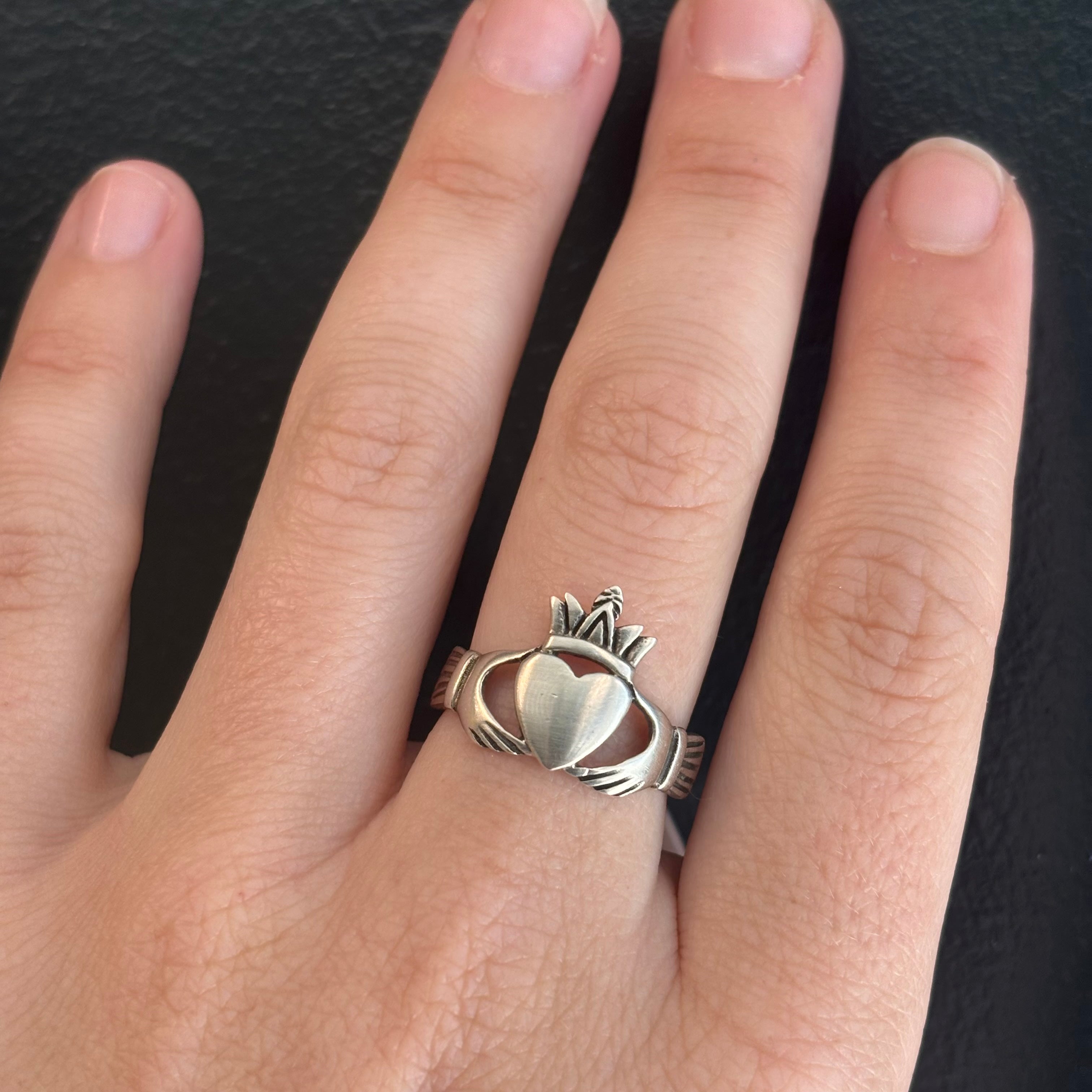 Vintage Sterling Silver Claddagh Ring