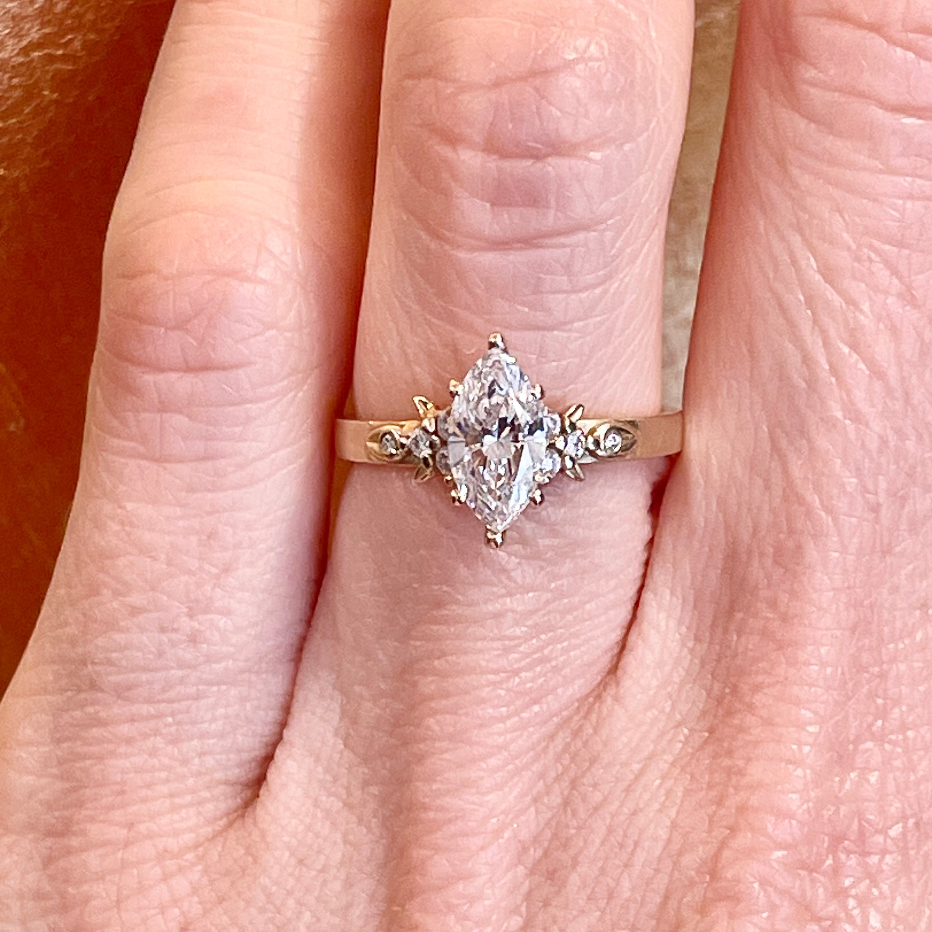 Diamond Marquise Ring w. Diamond Leaf Accents