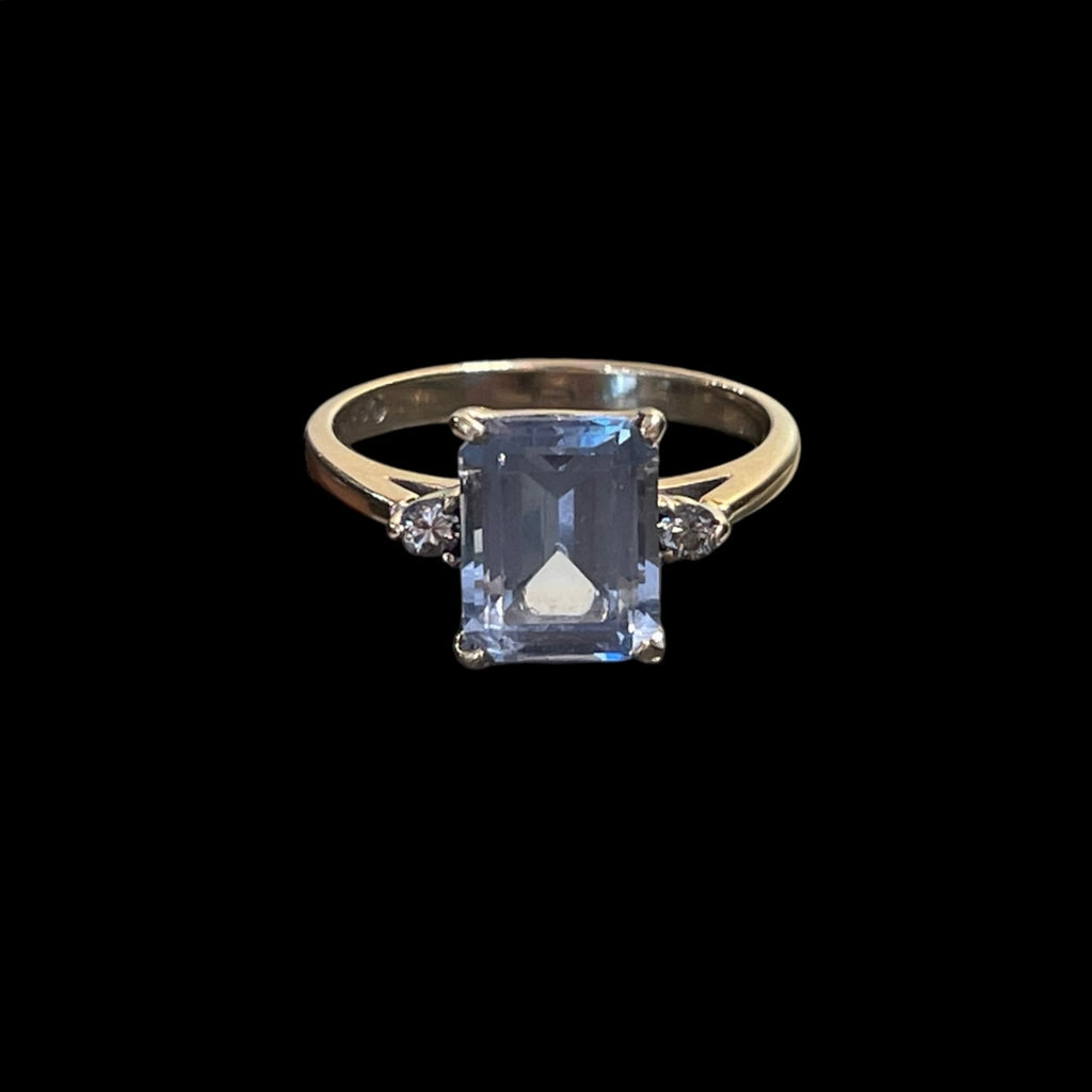 Antique Blue Topaz Ring w. Accent Diamonds