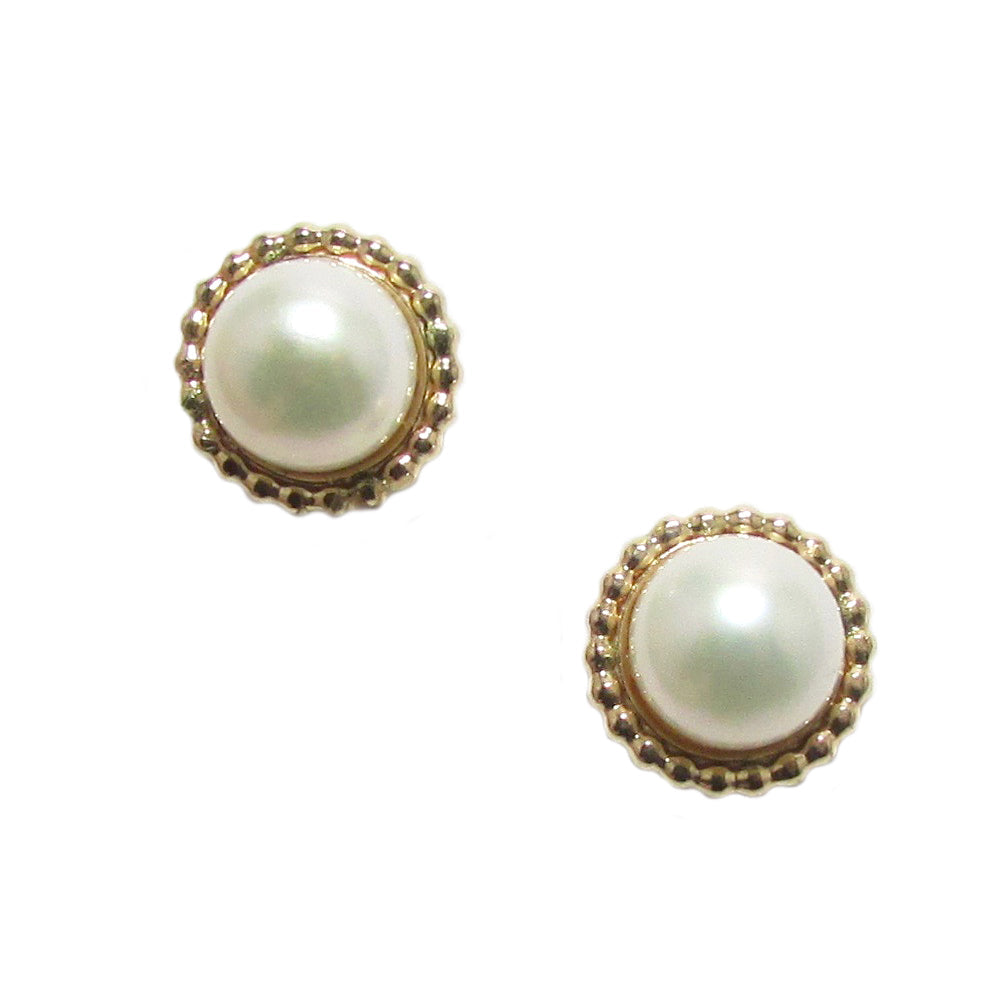 40% Off! Pearl In Textured Setting Stud Earrings
