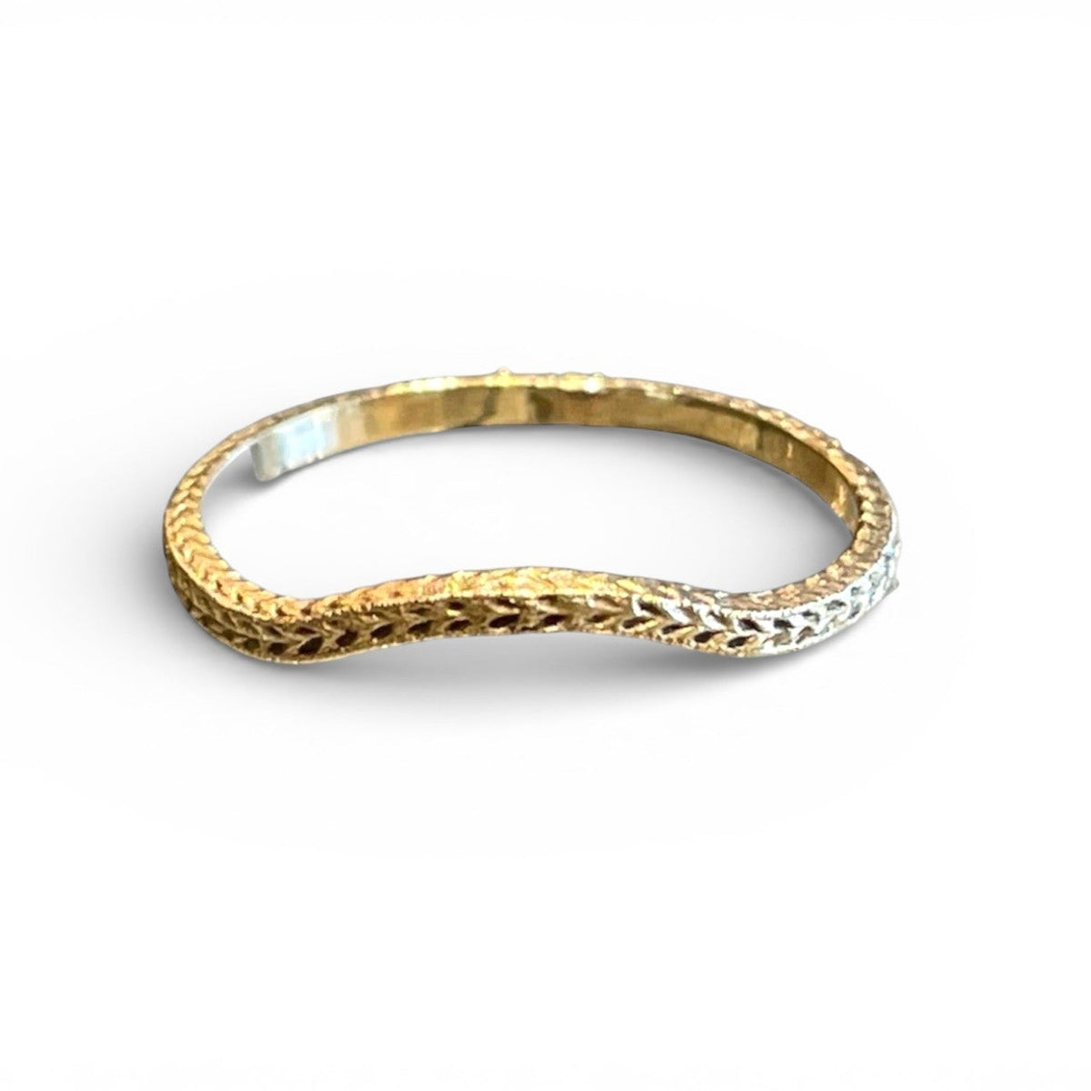 The Wheat Contour Ring
