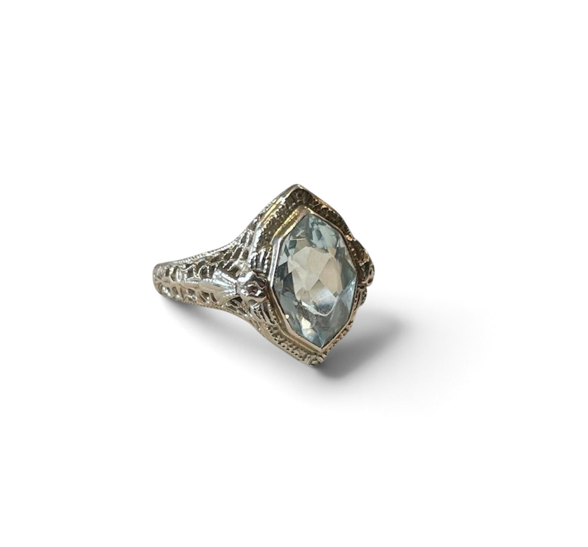 Antique Aquamarine Art Deco Ring