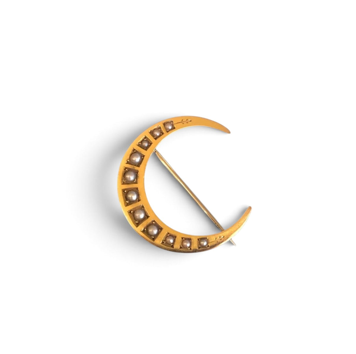 Victorian Moon Pin w. Pearls