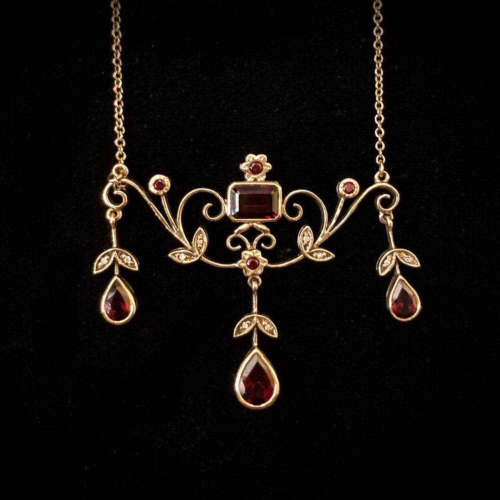 Antique Garnet and Diamond Necklace