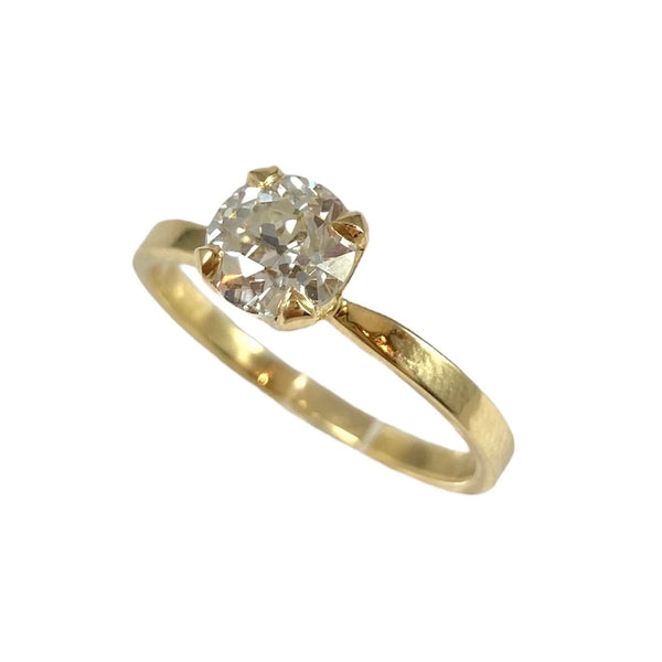 The Classic Solitaire Engagement Ring w. Old Euro Diamond
