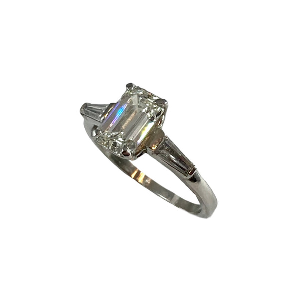 Emerald Cut Engagement Ring w. 1.75ct Diamond