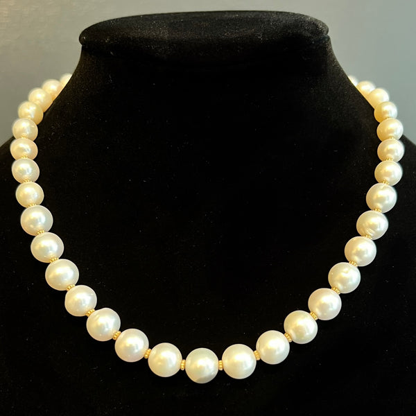 Classic Beaded Necklace w. Pearl