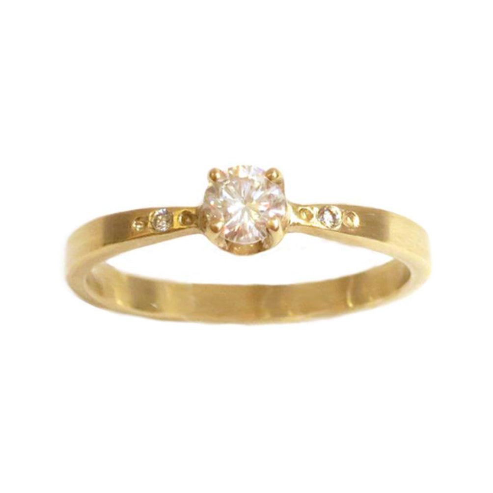 The Petite Solitaire Engagement Ring w. Diamond Accents