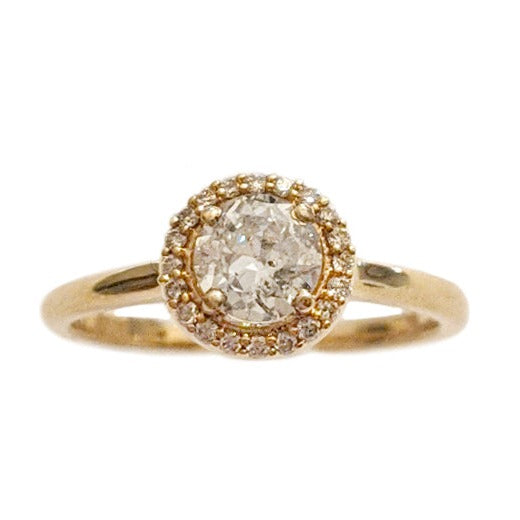 The Halo Engagement Ring w. Round Diamond